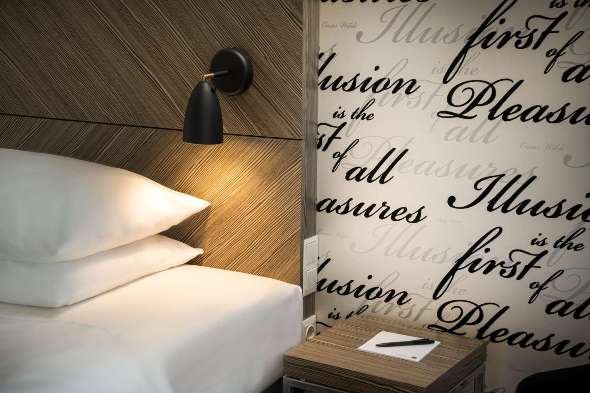 Single Room,1438074985:JPEG